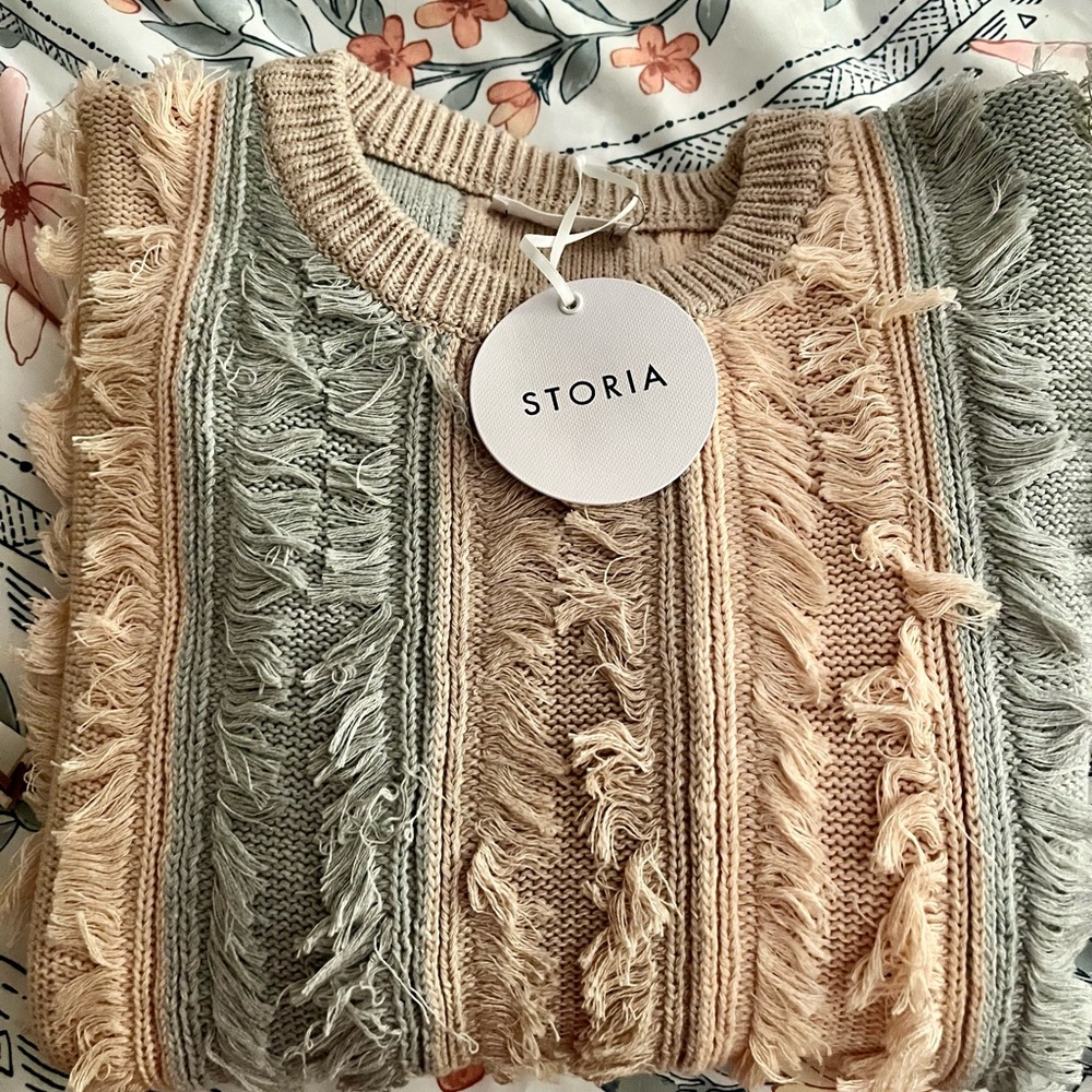 Storia Fringe Sweater